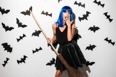 La Sabiduría de las Brujas: Mensajes Mágicos para tu Halloween